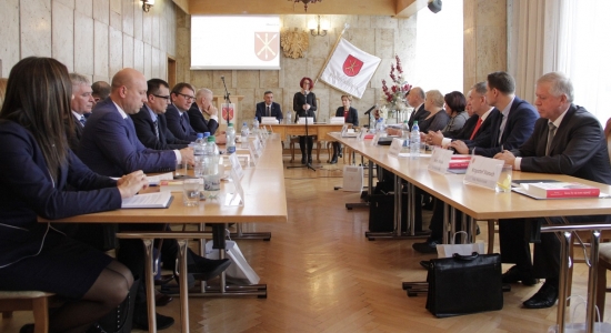 Zdjęcie - Pierwsza sesja Rady Miasta Kraśnik VIII kadencji