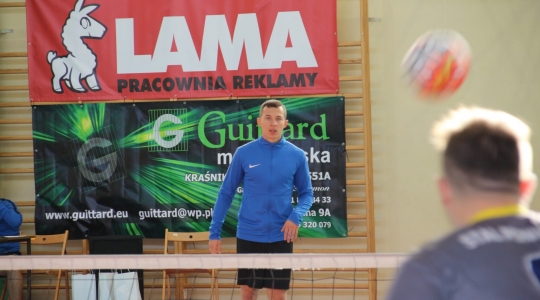 Zdjęcie 20 - Charytatywny Turniej w Siatkonogę 2019