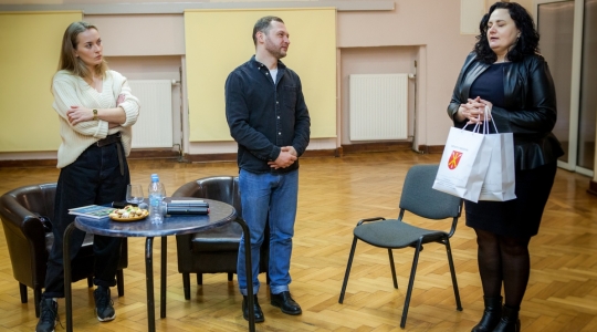 Zdjęcie 18 - Spotkanie z Marcinem Zarzecznym i Anną Mrozowską, aktorami „Supernovej”