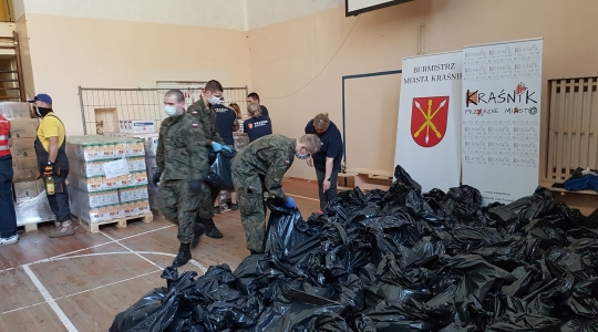 Zdjęcie 40 - Pomoc żywnościowa dla kraśniczan
