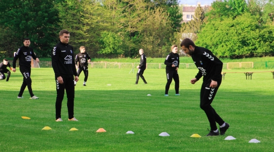 Zdjęcie 5 - Pierwsze treningi na obiektach sportowych