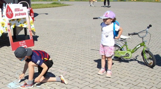 Zdjęcie 6 - "Wszystkie dzieci nasze są!" Terenowa akcja zbiorki krwi
