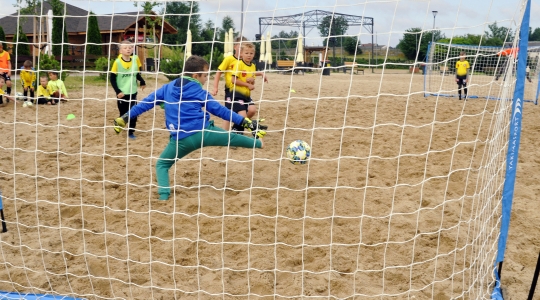 Zdjęcie 2 - Mistrzostwa Kraśnika w Plażowej Piłce Nożnej