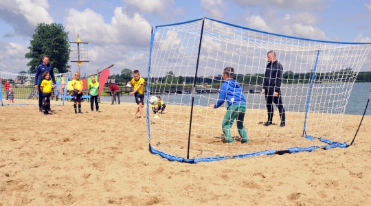 Zdjęcie 12 - Mistrzostwa Kraśnika w Plażowej Piłce Nożnej