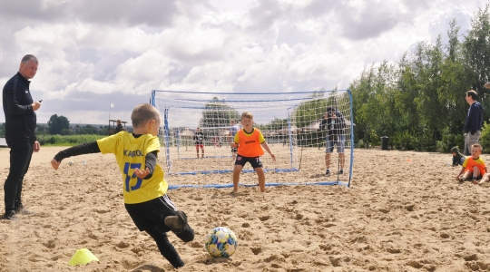Zdjęcie 13 - Mistrzostwa Kraśnika w Plażowej Piłce Nożnej