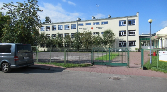 Zdjęcie 1 - Modernizacja parkingu oraz dostosowanie pomieszczeń w SP nr 2 do potrzeb oddziałów przedszkolnych