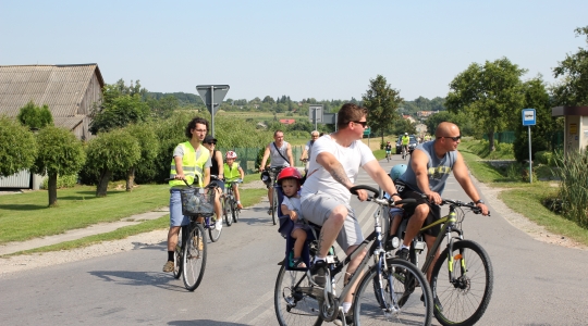 Zdjęcie 1 - Familijny Rajd Rowerowy
