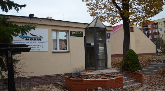 Zdjęcie 1 - Modernizacja zdegradowanego obiektu krytej pływalni MOSiR w Kraśniku