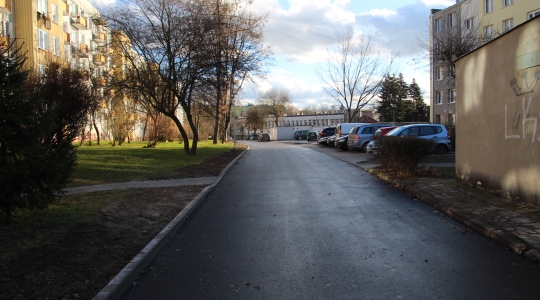 Zdjęcie 9 - Modernizacja nawierzchni drogi dojazdowej na Osiedlu Koszary