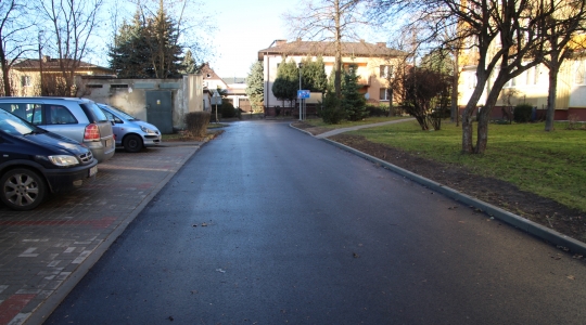 Zdjęcie 10 - Modernizacja nawierzchni drogi dojazdowej na Osiedlu Koszary