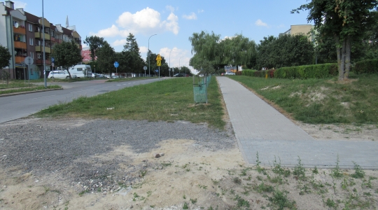 Zdjęcie 1 - Budowa nowych miejsc parkingowych i odcinka chodnika przy ul.Wyszyńskiego