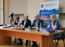 Zdjęcie 1 - Burmistrz i radni miejscy rozmawiali o Projekcie Rozwoju Lokalnego
