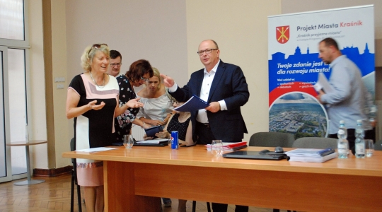 Zdjęcie 6 - Burmistrz i radni miejscy rozmawiali o Projekcie Rozwoju Lokalnego