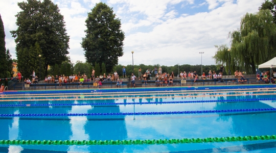 Zdjęcie 10 - Zawody w Pływaniu Rodzinnym zakończyły sezon pływacki w Kraśniku