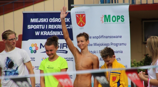 Zdjęcie 18 - Zawody w Pływaniu Rodzinnym zakończyły sezon pływacki w Kraśniku