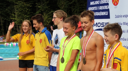 Zdjęcie 19 - Zawody w Pływaniu Rodzinnym zakończyły sezon pływacki w Kraśniku
