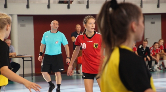 Zdjęcie 3 - Finał rozgrywek piłki ręcznej kobiet - OOM Lubelskie 2020