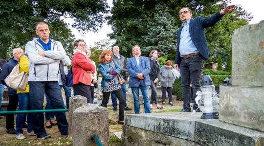 Zdjęcie 29 - Spacer po cmentarzu parafialnym