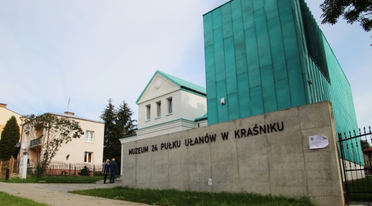 Zdjęcie 2 - Otwarcie Muzeum 24 Pułku Ułanów w Kraśniku