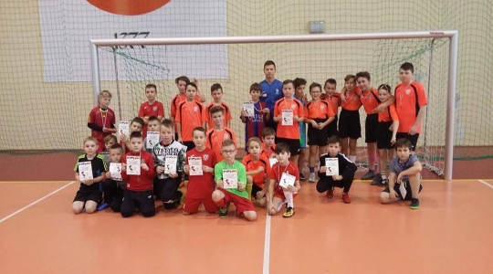 Zdjęcie 1 - Piłkarskie Ferie 2019 w PSP 5