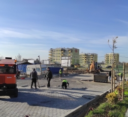 Budowa nowych miejsc parkingowych, odcinka chodnika przy ul. Wyszyńskiego oraz drogi dojazdowej