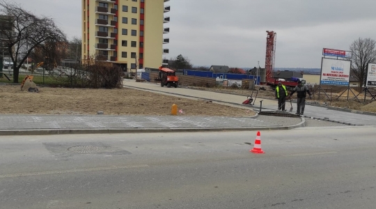 Zdjęcie 6 - Budowa nowych miejsc parkingowych, odcinka chodnika przy ul. Wyszyńskiego oraz drogi dojazdowej
