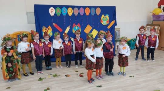 Zdjęcie 6 - Pasowanie na Przedszkolaka