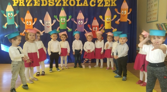 Zdjęcie 20 - Pasowanie na Przedszkolaka