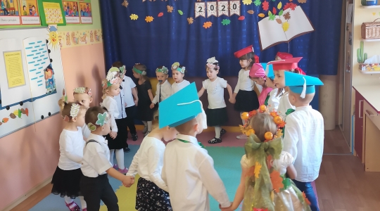 Zdjęcie 26 - Pasowanie na Przedszkolaka