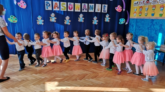 Zdjęcie 32 - Pasowanie na Przedszkolaka