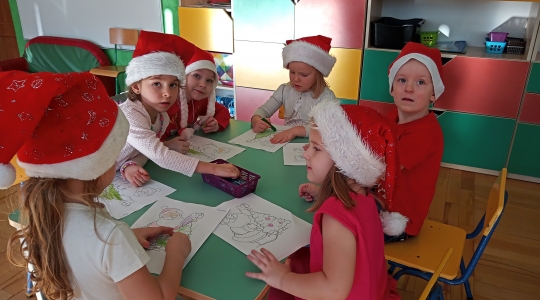 Zdjęcie 12 - Mikołajki w Przedszkolach Miejskich