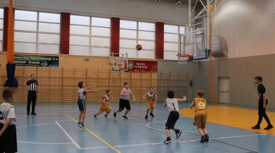 Zdjęcie 1 - Wygrana UKS Biało-Czarnych Kraśnik w turnieju U-12