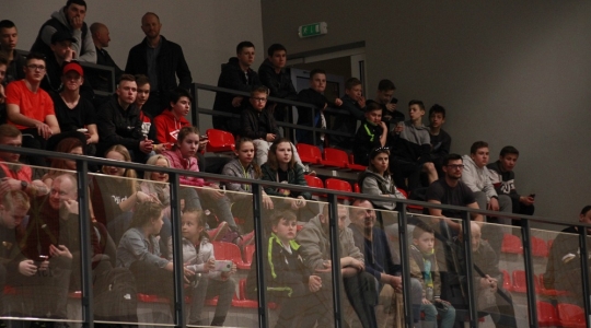 Zdjęcie 2 - Boks przeciw uzależnieniom - mecz bokserski Kraśnik - Radom