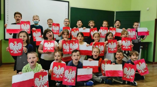 Zdjęcie 3 - Biało-czerwona Majówka w SP6