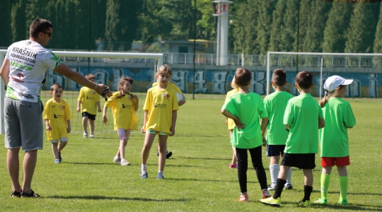 Zdjęcie 19 - Turniej Piłki Nożnej z Okazji Dnia Dziecka