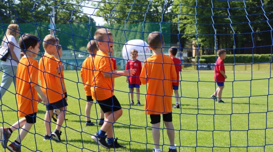Zdjęcie 23 - Turniej Piłki Nożnej z Okazji Dnia Dziecka