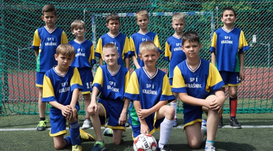 Zdjęcie 18 - XIX Piłkarski Turniej o Puchar Burmistrza Miasta Kraśnik Chłopców klas III i młodszych