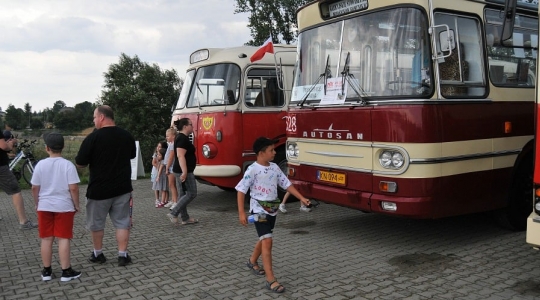 Zdjęcie 17 - Parada Klasyków i piknik z okazji 45-lecia MPK