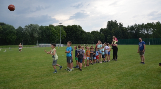Zdjęcie 23 - Sportowy Piknik Rodzinny