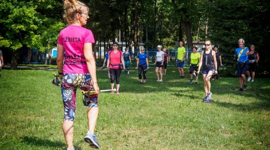 Zdjęcie 9 - I Kraśnicki Rajd Nordic Walking