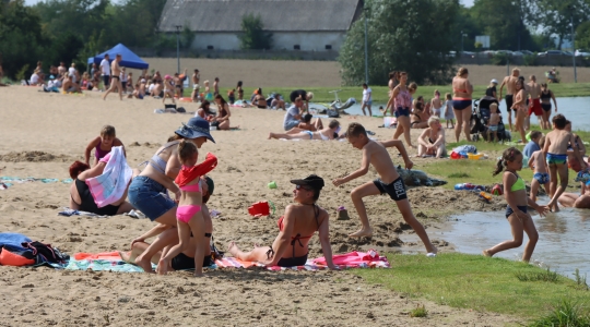 Zdjęcie 2 - "Pływanie na byle czym"