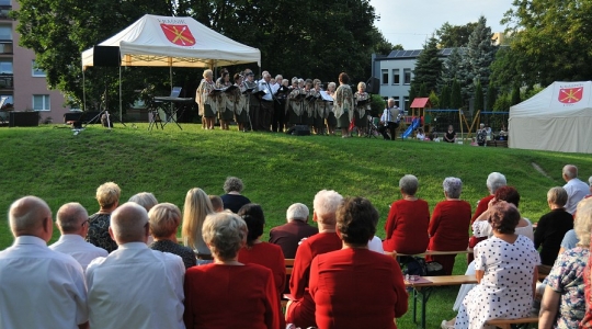 Zdjęcie 1 - Śpiewający Piknik z Jubilatem