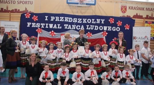 Zdjęcie 28 - I Przedszkolny Festiwal Tańca Ludowego