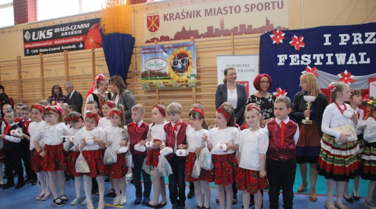 Zdjęcie 29 - I Przedszkolny Festiwal Tańca Ludowego