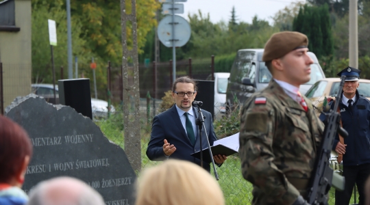 Zdjęcie 10 - Odsłonięcie tablic na cmentarzu przy ul. Lipowej