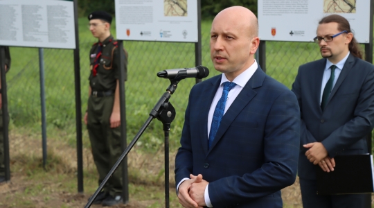 Zdjęcie 19 - Odsłonięcie tablic na cmentarzu przy ul. Lipowej