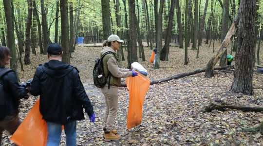 Zdjęcie 17 - Akcja sprzątania lasu