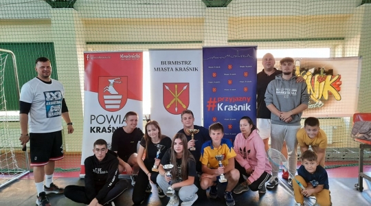 Zdjęcie 13 - Badmintomania 2021