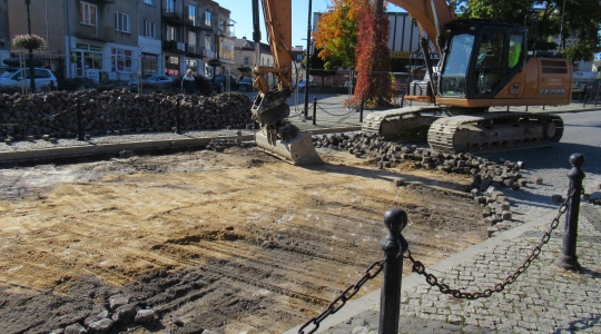 Zdjęcie 4 - Remont drogi zlokalizowanej na terenie Placu Wolności (Rynek w Kraśniku)
