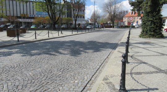 Zdjęcie 16 - Remont drogi zlokalizowanej na terenie Placu Wolności (Rynek w Kraśniku)